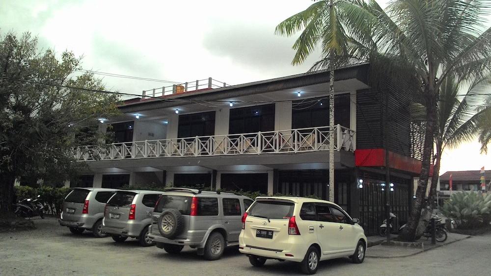 Serayu Hotel Timika Exteriör bild