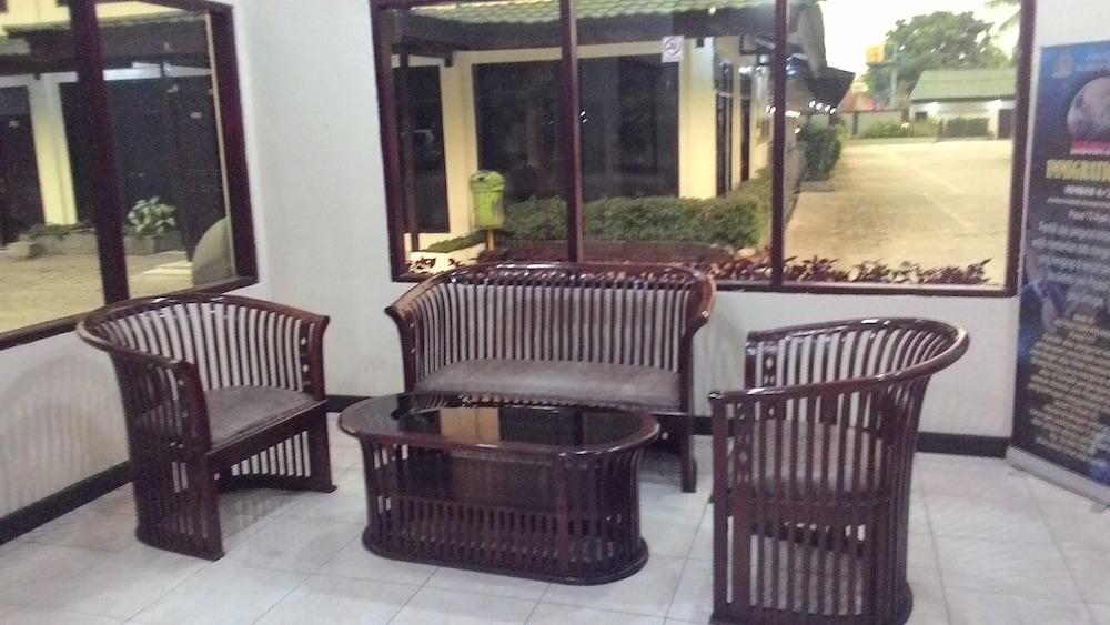Serayu Hotel Timika Exteriör bild