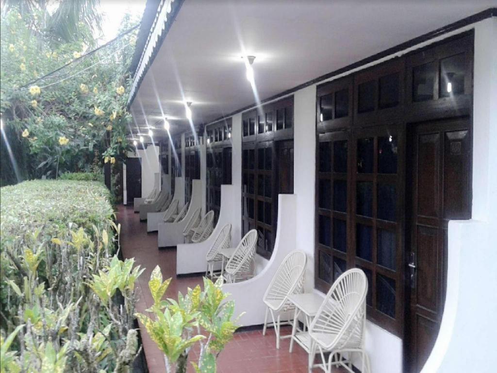 Serayu Hotel Timika Exteriör bild